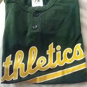👠Oakland A's shirt